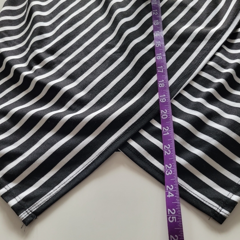 14th & Union stripped pencil skirt - Picture 5 of 8